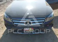 2017 Mercedes Benz E 300 фото
