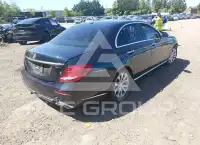 2017 Mercedes Benz E 300 photo