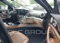 2017 Mercedes Benz E 300 photo