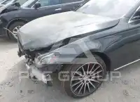 2017 Mercedes Benz E 300 фото