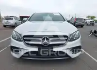 2017 Mercedes Benz E 300 photo