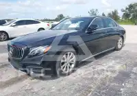 2017 Mercedes Benz E 300 фото