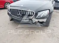 2017 Mercedes Benz E 300 фото
