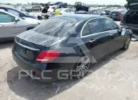 2017 Mercedes Benz E 300 фото