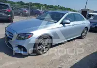 2017 Mercedes Benz E 300 photo