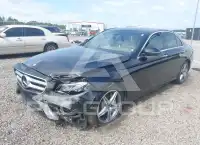 2017 Mercedes Benz E 300 фото