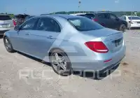 2017 Mercedes Benz E 300 photo