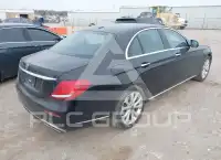 2017 Mercedes Benz E 300 фото