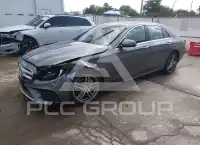 2017 Mercedes Benz E 300 photo