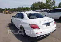 2017 Mercedes Benz E 300 фото