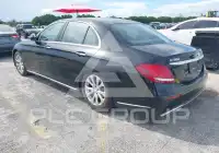 2017 Mercedes Benz E 300 фото