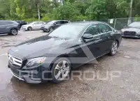 2017 Mercedes Benz E 300 фото