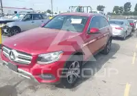 2017 Mercedes Benz GLC 300 photo