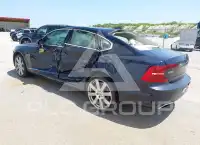 2017 Volvo S90 photo