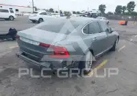 2017 Volvo S90 фото