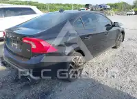 2017 Volvo S60 фото