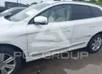 2017 Volvo XC60 photo