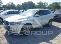 2017 Volvo XC60 photo