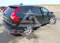2017 Volvo XC60 photo