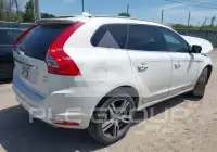 2017 Volvo XC60 фото