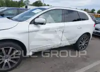 2017 Volvo XC60 фото