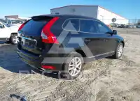 2017 Volvo XC60 фото