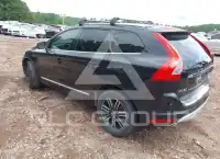 2017 Volvo XC60 photo