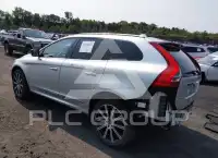 2017 Volvo XC60 фото