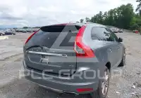 2017 Volvo XC60 фото