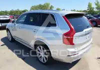 2017 Volvo XC90 фото