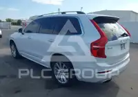2017 Volvo XC90 photo