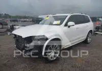 2017 Volvo XC90 фото