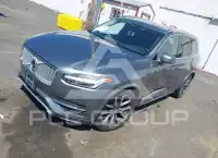 2017 Volvo XC90 фото