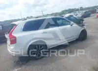 2017 Volvo XC90 фото