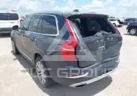2017 Volvo XC90 photo