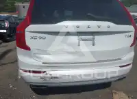 2017 Volvo XC90 фото