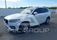 2017 Volvo XC90 photo