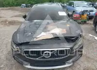 2017 Volvo V90 фото