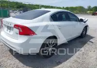 2017 Volvo S60 фото