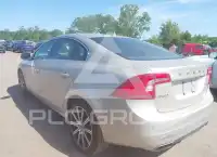 2017 Volvo S60 photo