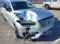 2017 Volvo XC90 фото