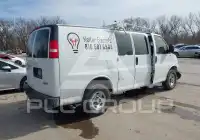 2017 GMC Savana фото