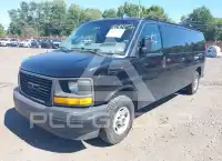 2017 GMC Savana фото