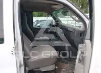 2017 GMC SAVANA photo