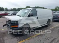 2017 GMC SAVANA photo