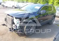 2017 GMC ACADIA photo