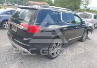2017 GMC ACADIA photo