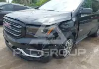 2017 GMC ACADIA photo