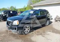 2017 GMC TERRAIN photo