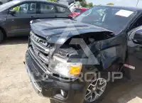 2017 GMC CANYON photo
